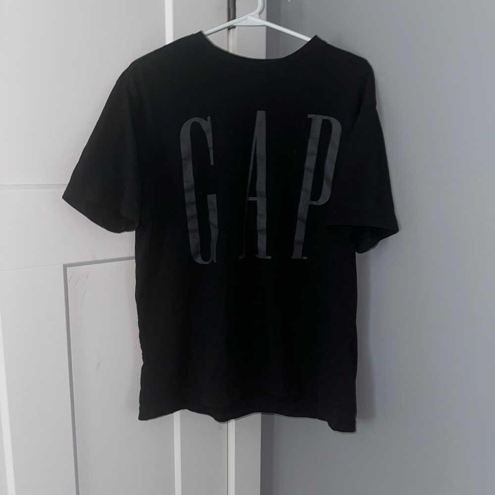 Gap Tee